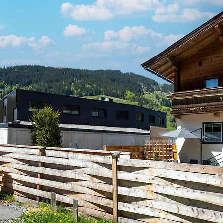 In Tyrol Near Kitzbuehel Дом отдыха Hutte