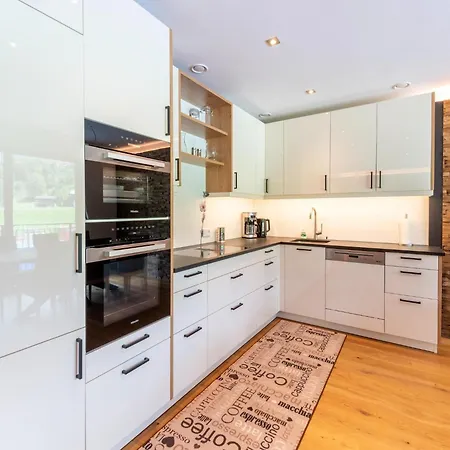 In Tyrol Near Kitzbuehel Semesterbostad *